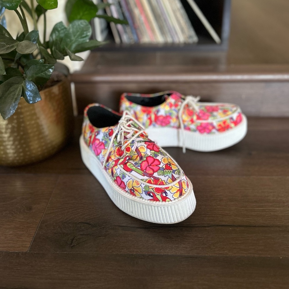 Floral Lace-Up Platform Sneakers - Pink/Yellow